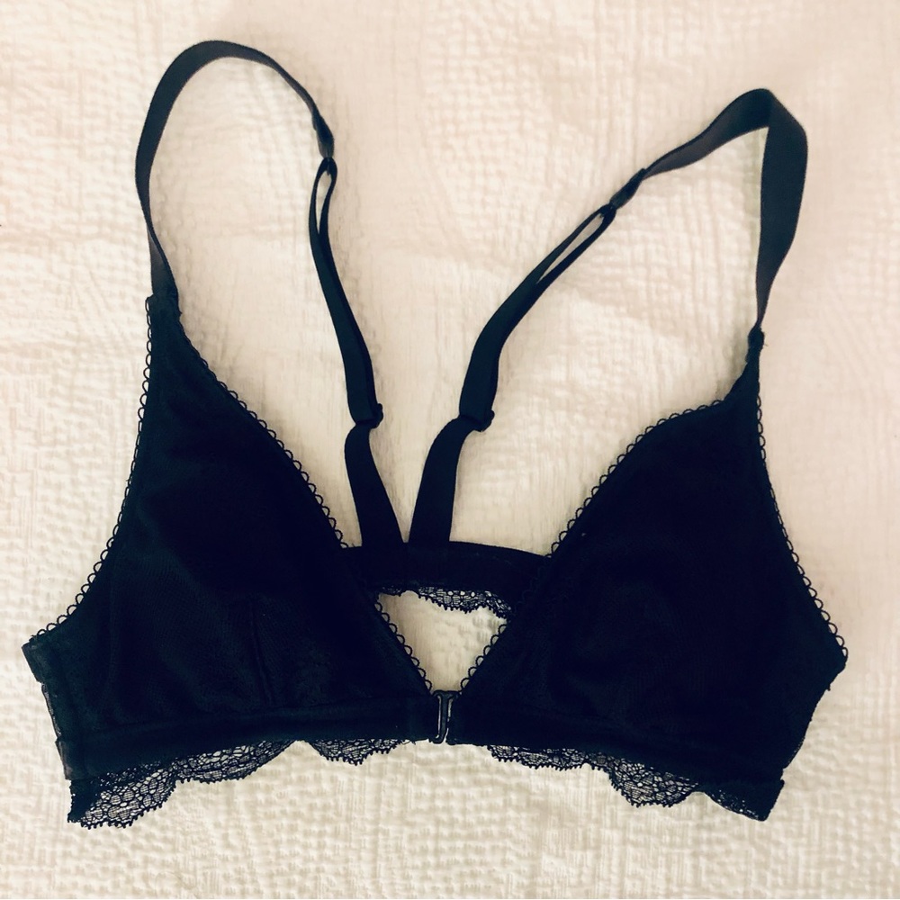 EUC Lace and Velvet Front Closure Bralette